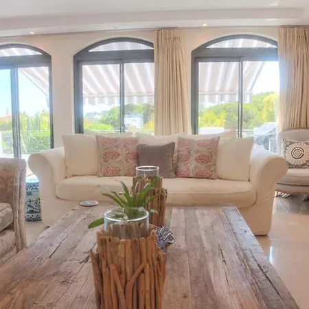 Βίλα Sleeps 8 With Pool Air Con And Wifi Quinta do Lago