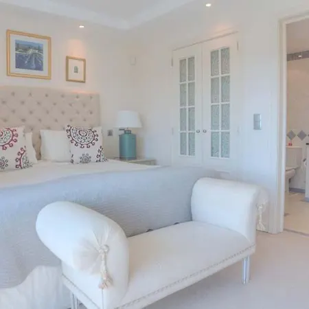 Sleeps 8 With Pool Air Con And Wifi * Quinta do Lago