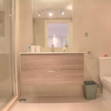 Βίλα Sleeps 8 With Pool Air Con And Wifi Quinta do Lago