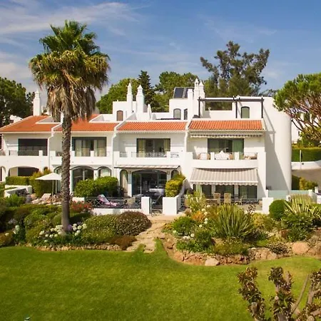 Sleeps 8 With Pool Air Con And Wifi Quinta do Lago